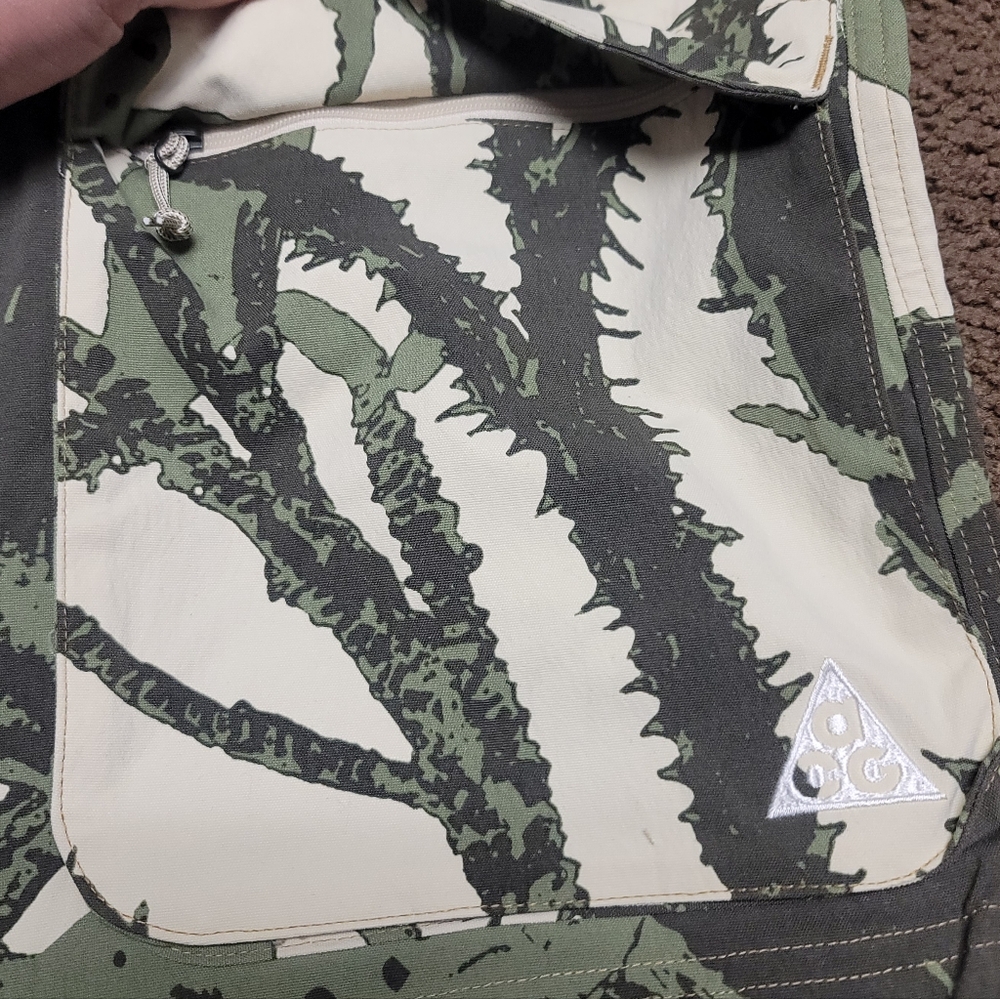 Nike ACG Summit Smith Cargo Pants/Shorts Men’s Small Cactus Khaki IH3577-229 New - Picture 4 of 13